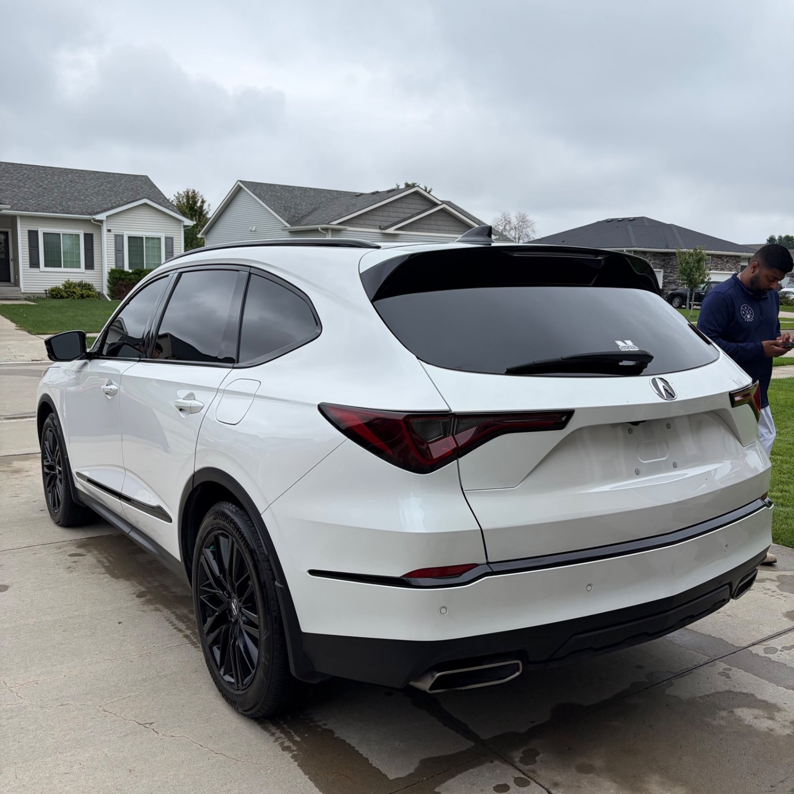 Rear quarter of the Acura MDX after Nasiol ZR53 ceramic coating