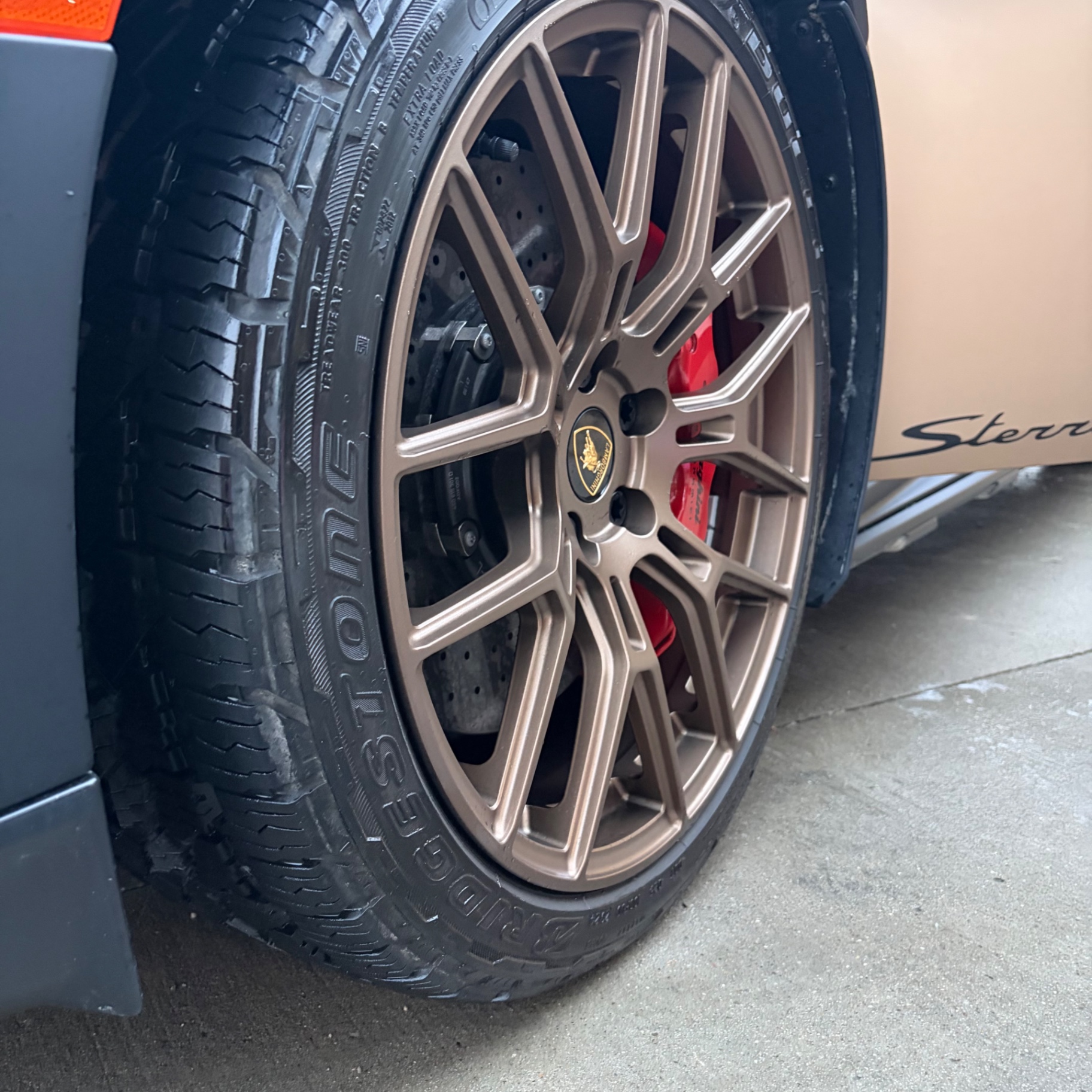 Lamborghini Huracán Sterrato wheel
