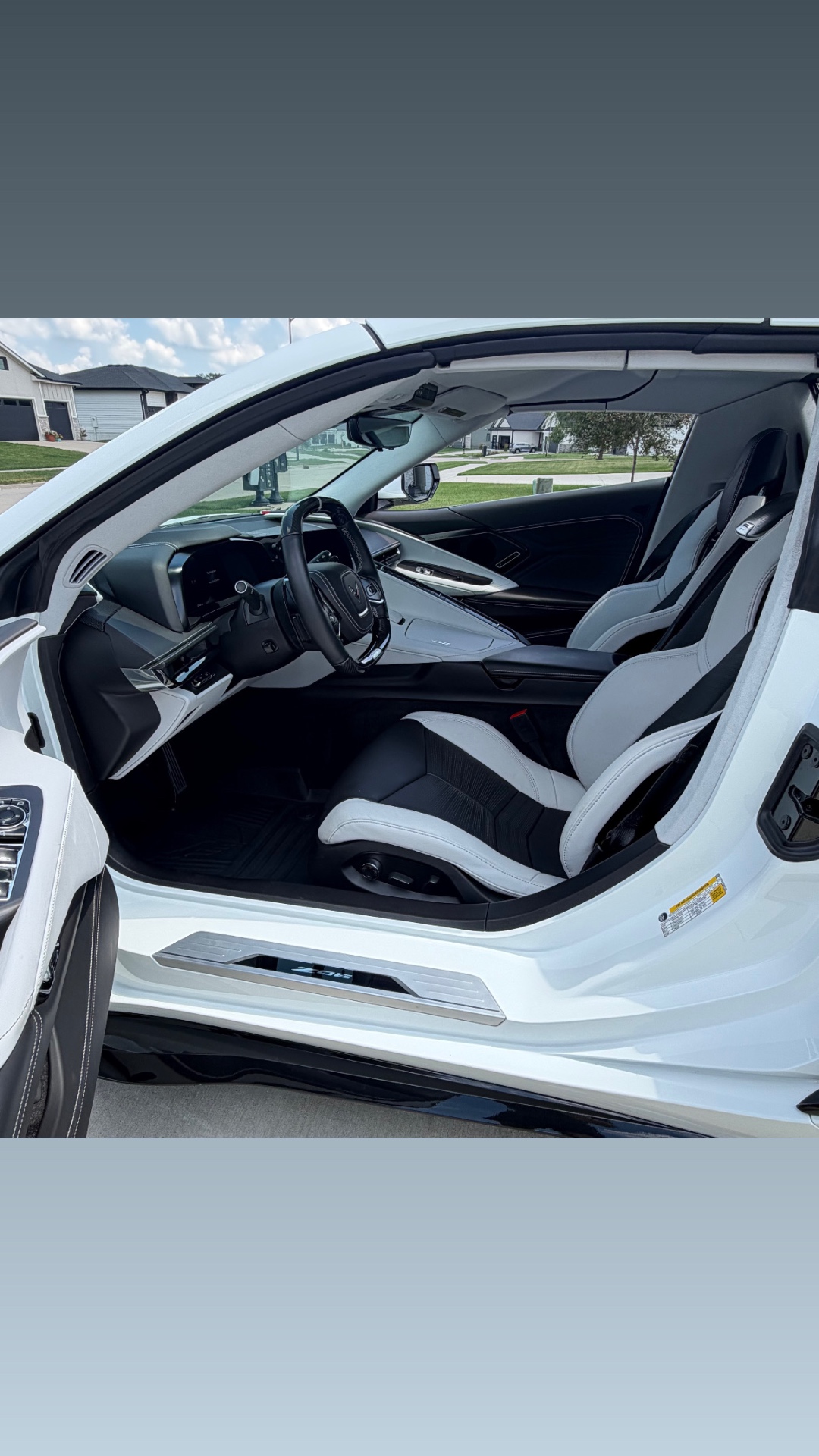 Corvette C8 Z06 cabin detail