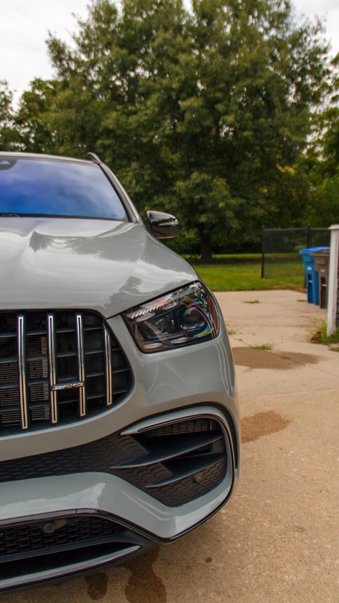 Front detail on a Mercedes-AMG GLE 63 S after hand washing