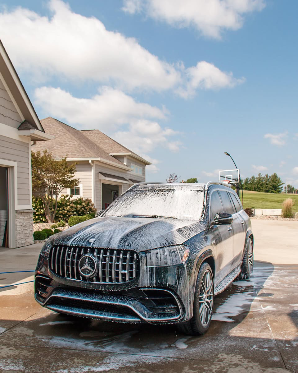 Foam pre-soak on a Mercedes-AMG GLS 63 during a hand wash