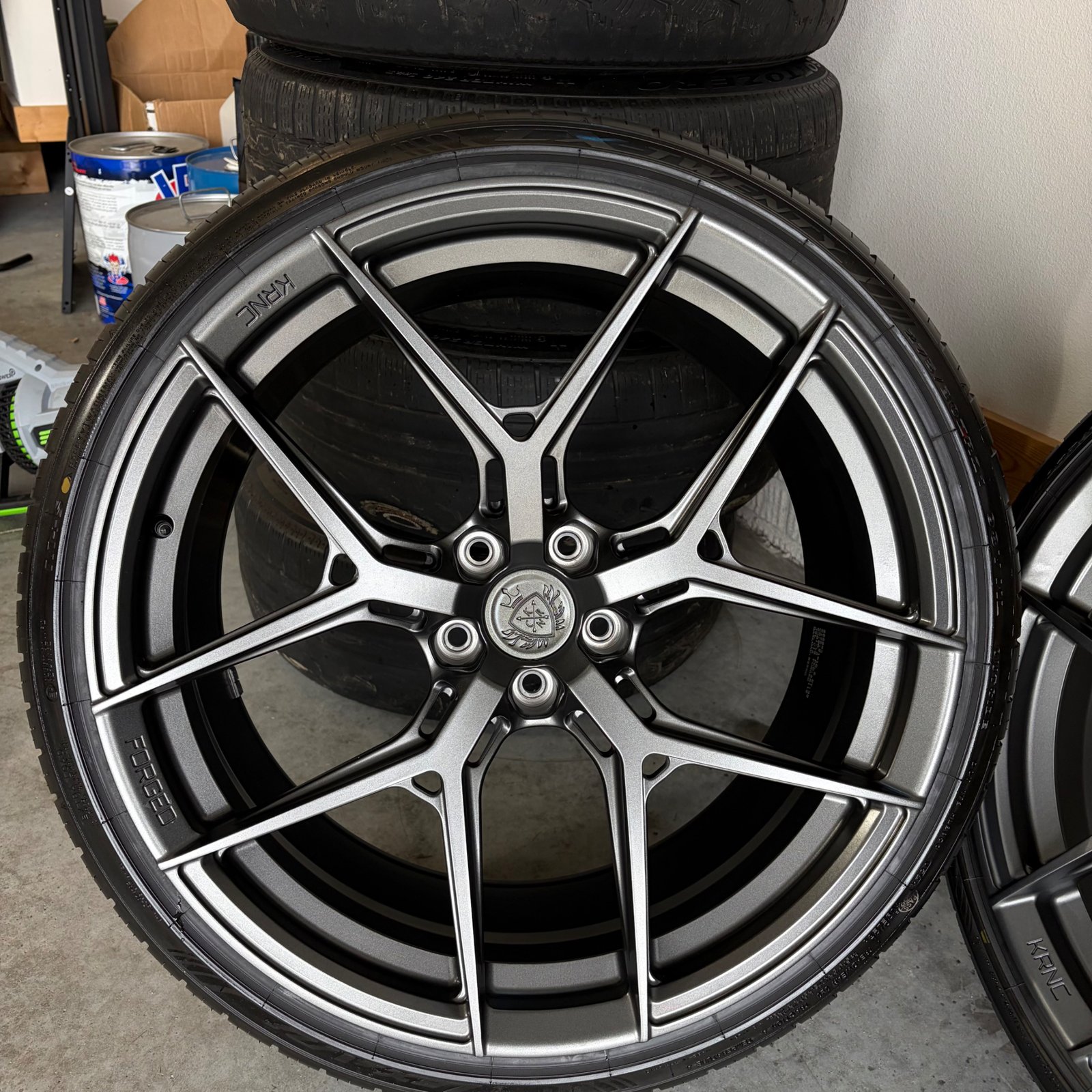 Finished face of a real Street Standard wheel coating job