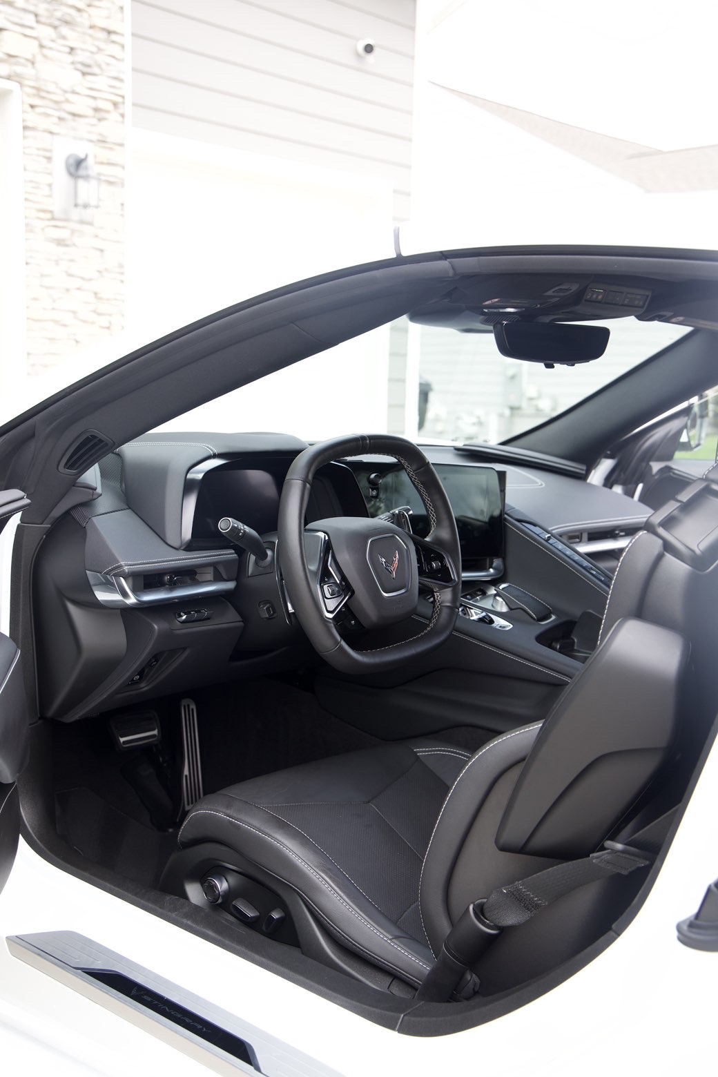 Chevrolet Corvette C8 — Cockpit interior reset