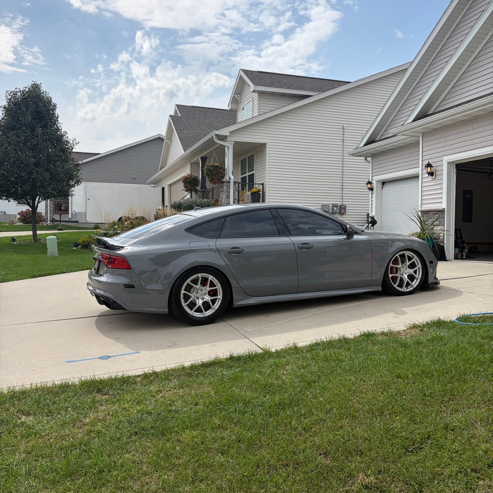 Corrected side profile of a Nardo Grey Audi RS7 with ceramic coating
