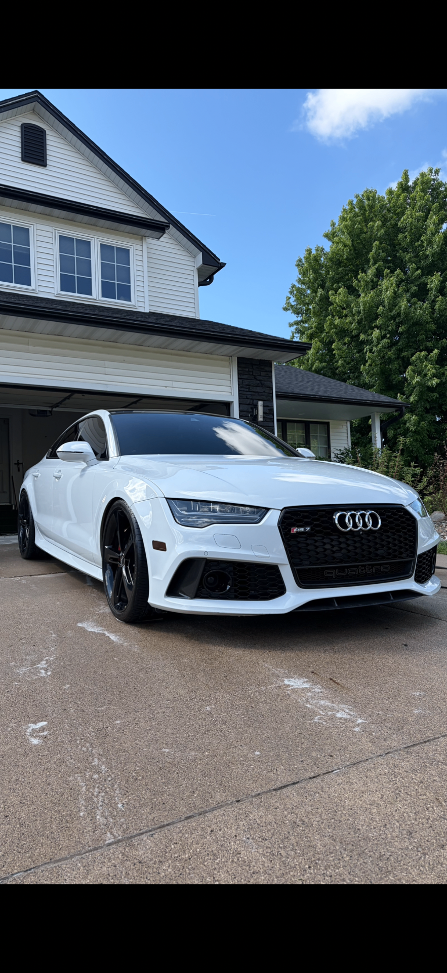 Audi RS7 — Profile reflection